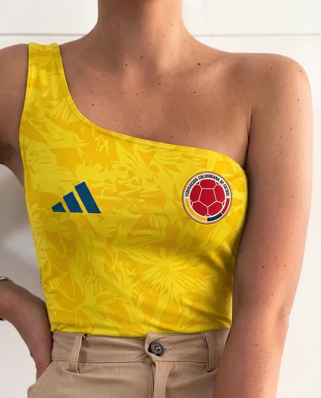 Body Picapiedra, color Colombia
